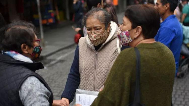 Meksika açıklarındaki depremde 2 kişi öldü 10 kişi yaralandı... 200den fazla binada hasar var