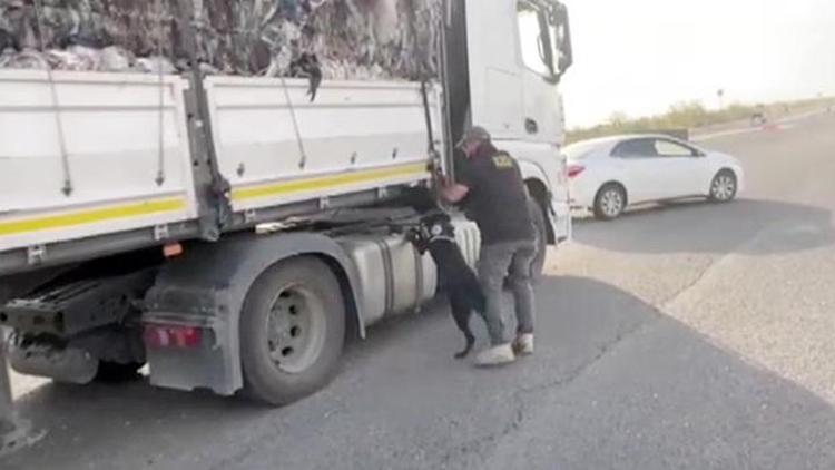 Gaziantepte, kamyondaki 11 kilo uyuşturucuyu Onix buldu