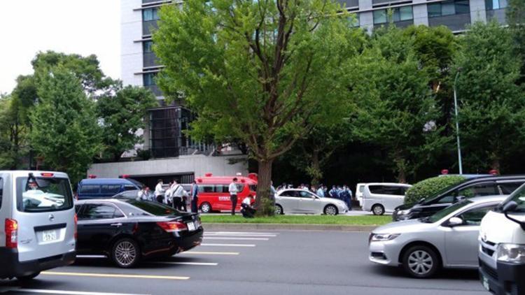 Japonyada şoke eden protesto... Eski Başbakan Abenin resmi cenaze töreni için kendini yaktı