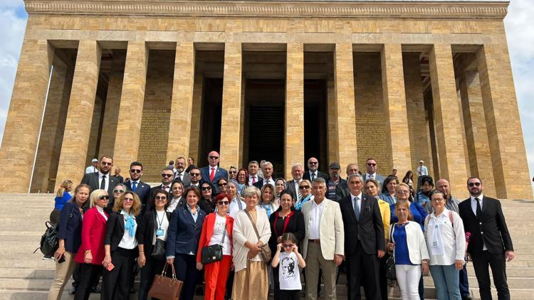 Yeni yönetim Anıtkabir’de