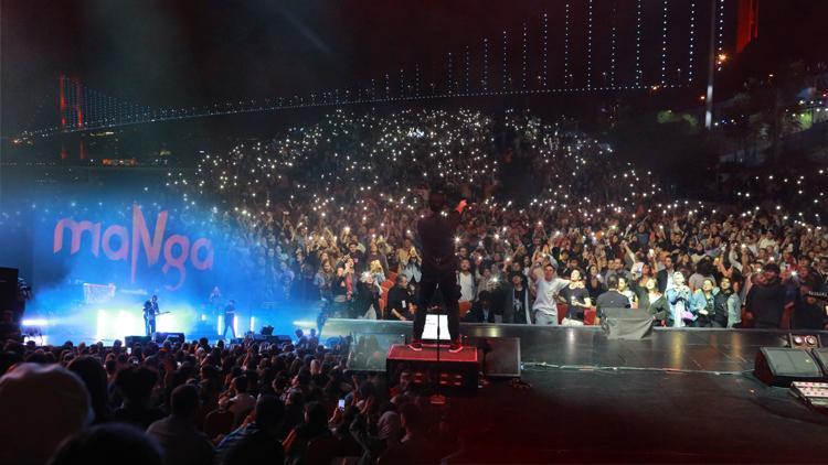 Boğaz’da rock rüzgârı