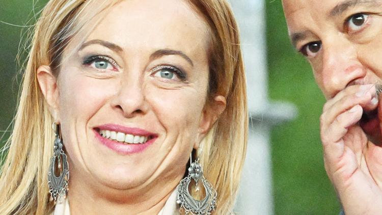 Aşırı sağcı ve popülist Meloni İtalya’nın ilk kadın başbakanı olabilir