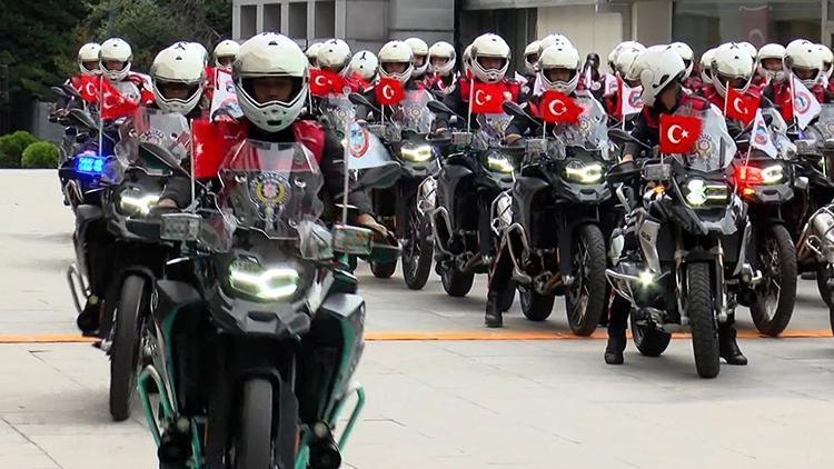 İstanbulda 180 motosiklet emniyete törenle teslim edildi