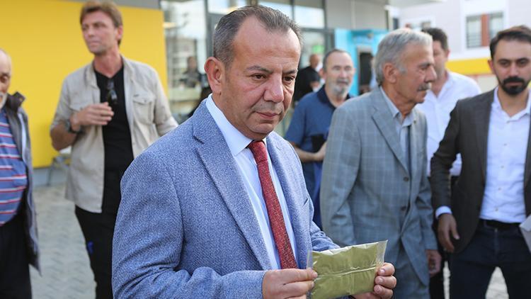 Tanju Özcan, HDP Genel Merkezine kına gönderdi