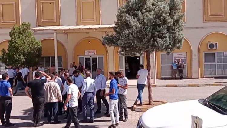 Mardinde odun toplayanlara silahlı saldırı: Bir kişi hayatını kaybetti