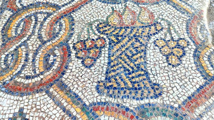 Hadrianopolis Antik Kentinde yeni mozaikler bulundu: Dikkat çekici figürler...