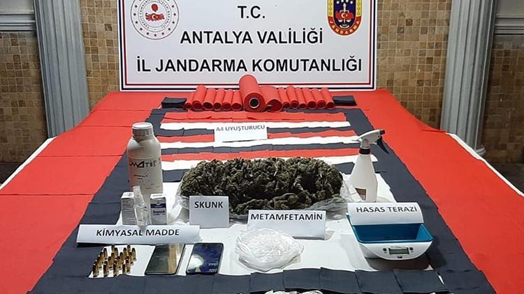 Antalyada 384 milyon TL değerinde uyuşturucu ele geçirildi