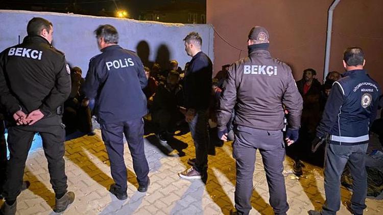 Edirnede evde saklanan 29 kaçak göçmen yakalandı