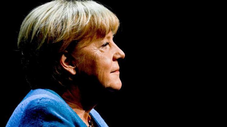 Merkelden dikkat çeken sözler: Kalıcı barış ancak Rusya ile mümkün
