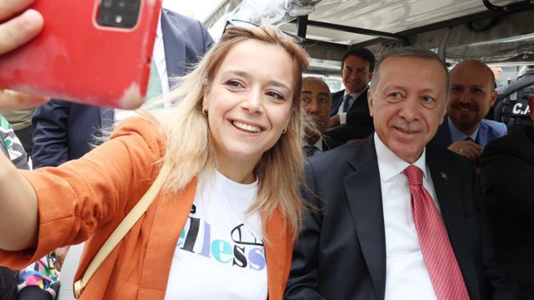 Cumhurbaşkanı Erdoğan Galataport İstanbulu ziyaret etti