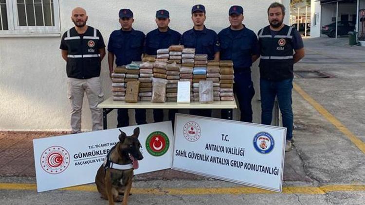 Antalyada gemide 183 kilo kokain ele geçirildi