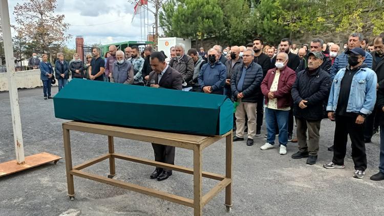 Kadıköydeki patlamada ölen Mustafa Karahan için cenaze töreni