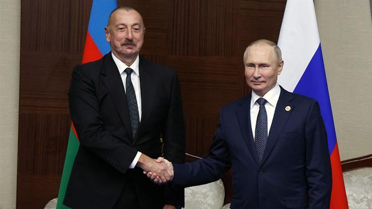 Putin ve Aliyev Astana’da bir araya geldi