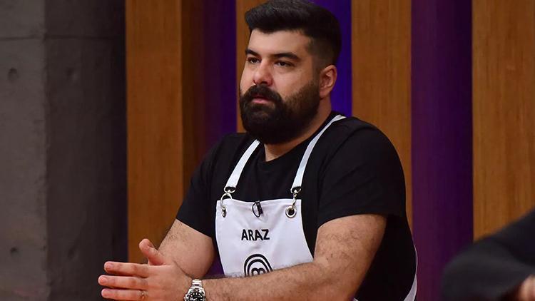 MasterChef Araz kimdir, kaç yaşında, nereli Eski yarışmacı Araz Aknam MasterChefe konuk oluyor..