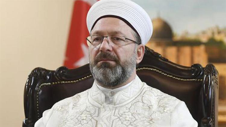 Diyanet İşleri Başkanı Erbaş Bakü’deki Şehitlik Camii’nde akşam ezanını okudu