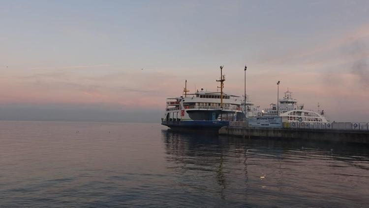 Çanakkalede boğaz trafiğine sis engeli