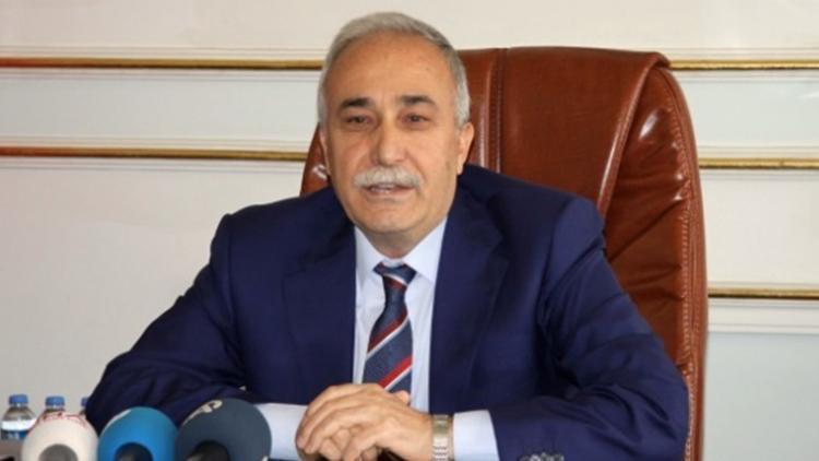 AK Partili Ahmet Eşref Fakıbaba, milletvekilliğinden istifa etti