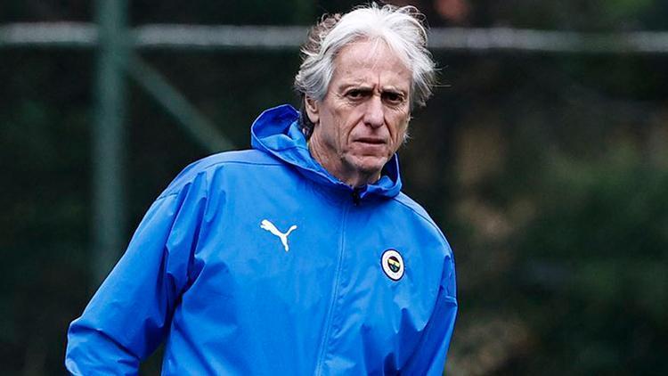 Jorge Jesus evinde, Emre Belözoğlu deplasmanda yenilmiyor