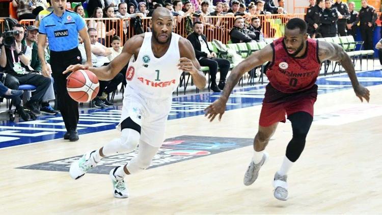 Konyaspor, Gaziantep Basketbolu son saniye basketiyle yendi