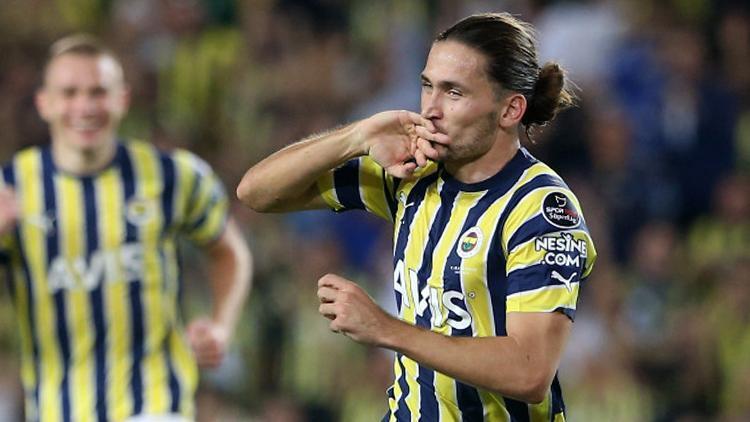 Fenerbahçenin Portekizli yıldızı Miguel Crespo durdurulamıyor