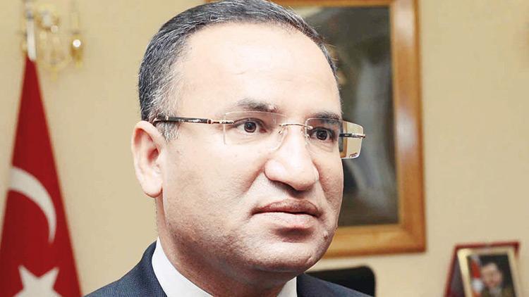 Bakan Bozdağ: Başörtüsü düzenlemesi her kadına teminat olacak