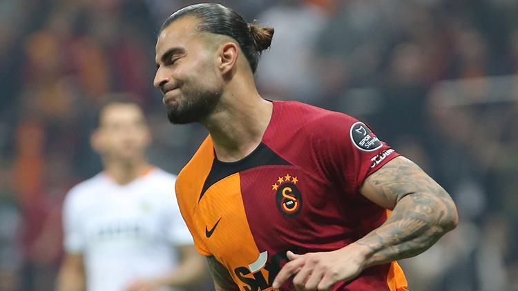 Son Dakika: Galatasarayda Abdülkerim Bardakcıya 2 maç ceza