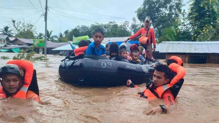 Filipinlerin güneyini Nalgae Fırtınası vurdu: 31 ölü