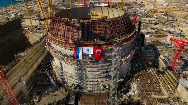 Rosatom Türkiyeye nükleer yakıt simülatörleri gönderdi: Akkuyuda test edilecek