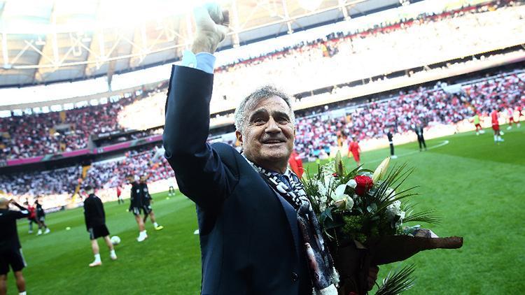 Beşiktaşta Şenol Güneş, taraftarla buluştu Kalbimdesiniz