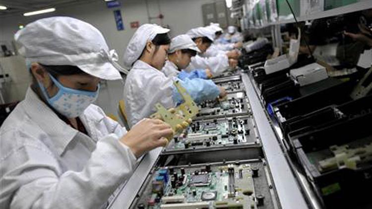 Çinli işçiler iPhone fabrikasından kaçtı