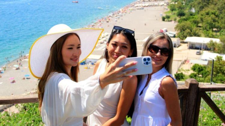 Antalya’da her 4 turistten 1’i Alman