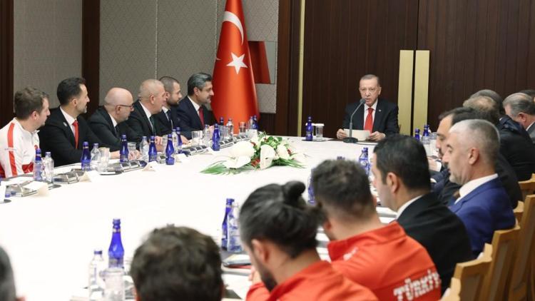 Cumhurbaşkanı Erdoğan, Ampute Futbol Milli Takımını kabul etti