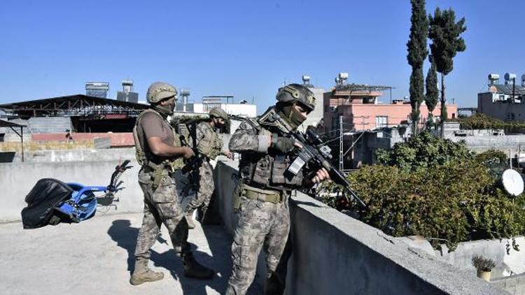 Adanada torbacı operasyonu: 18 gözaltı