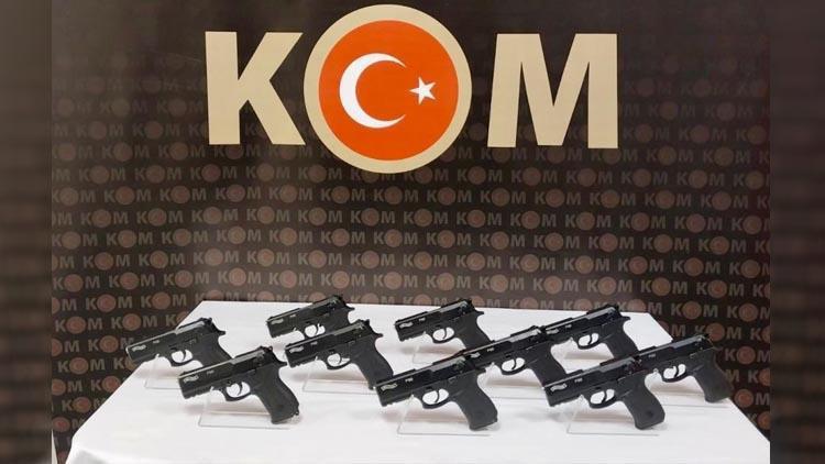 İzmir’de kaçakçılık operasyonu: 10 adet tabanca ele geçirildi