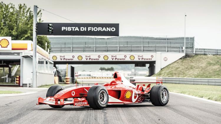 Schumacher’in Ferrari’si satılık