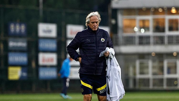 Fenerbahçede Jorge Jesus, İngilizce dersleri almaya başladı