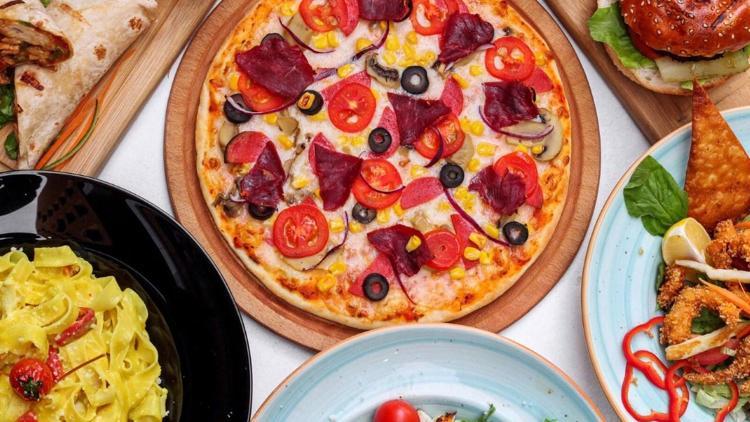 Eski tip değirmende hazırladıkları unla 25 yıldır pizza yapıyorlar