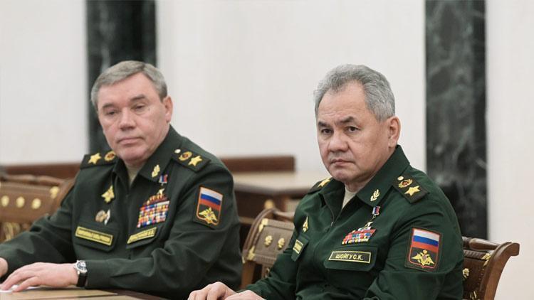 Rusya Savunma Bakanı Şoygu Ukrayna’daki Rus birliklerinin komuta ve kontrol merkezini denetledi