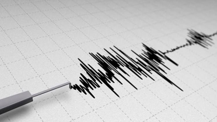 İtalyada  5.7 büyüklüğünde deprem