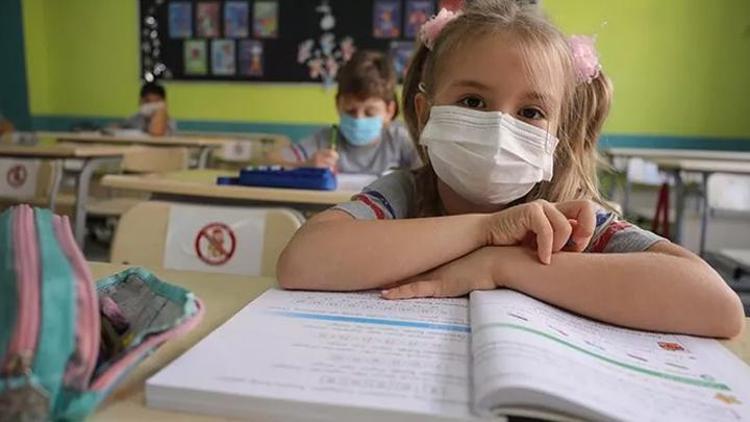 Prof. Dr. Dağlı: Virüsler iş birliği yaptı, çocuklar arasında yeni bir salgın kapıda