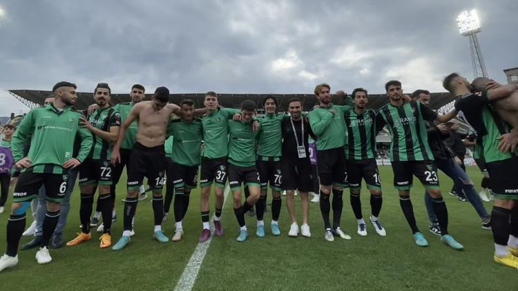 Cezalı futbolcu oynatan Denizlispor hükmen mağlup sayıldı