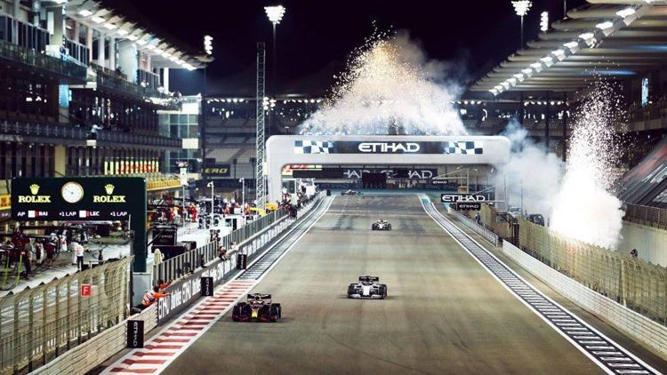 Formula 1de sezon tamamlanıyor Son durak Birleşik Arap Emirlikleri...