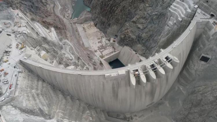Türkiyenin en yüksek barajında açılış tarihi belli oldu