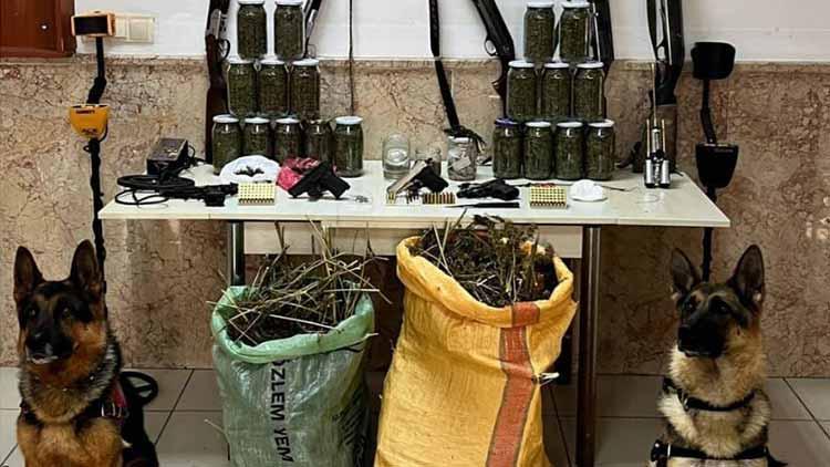 Sakaryada uyuşturucu baskını Turşu kavonozu içerisinde ele geçirildi