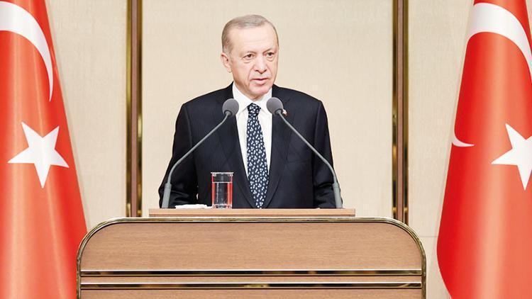 Cumhurbaşkanı Erdoğan: Öğretmenimize eli kalkanın her şeyini darmadağın ederiz