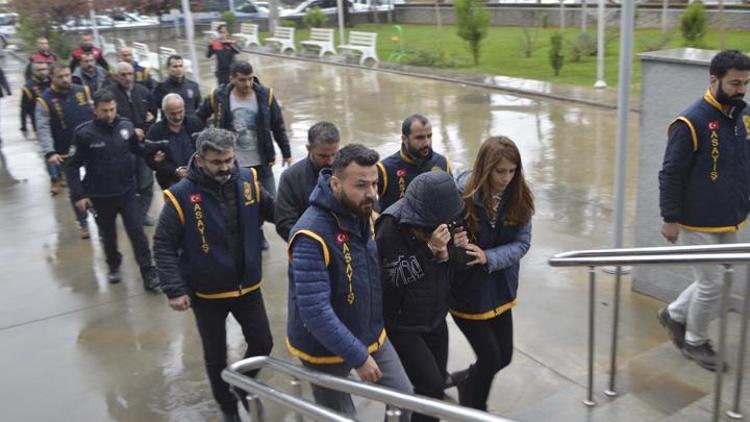 19 yıl önce doğumundan sonra kaybolan bebek için 8 gözaltı