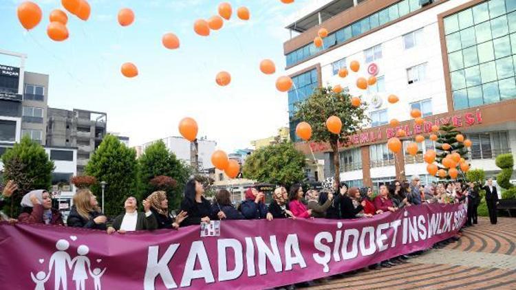 Kadına şiddete karşı balonlar gökyüzüne bırakıldı