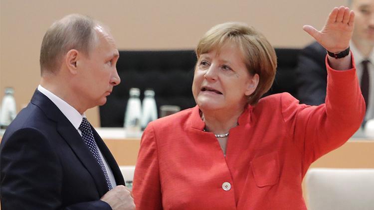 Merkelden Putin itirafı... Aylar sonra açıkladı