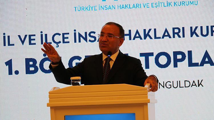 Bakan Bozdağ: 6lı masa Türkiyeyi yönetecek cumhurbaşkanı değil, emir eri arıyor