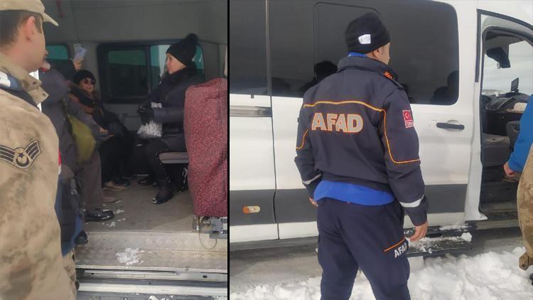 Bitliste geziye giderken karda mahsur kalan turistler kurtarıldı